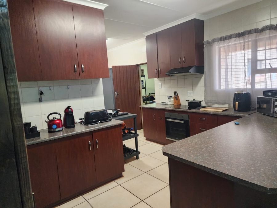 3 Bedroom Property for Sale in Kathu Northern Cape